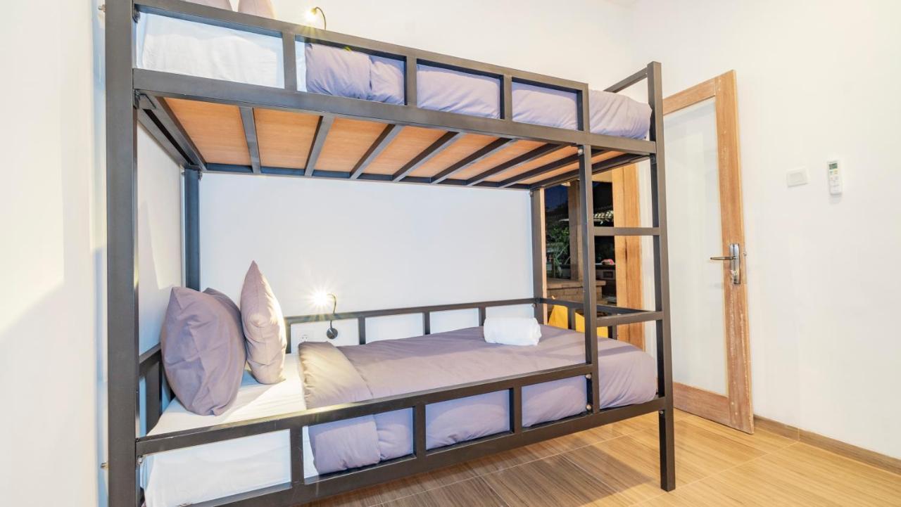 Aura Dormitory House Ubud エクステリア 写真